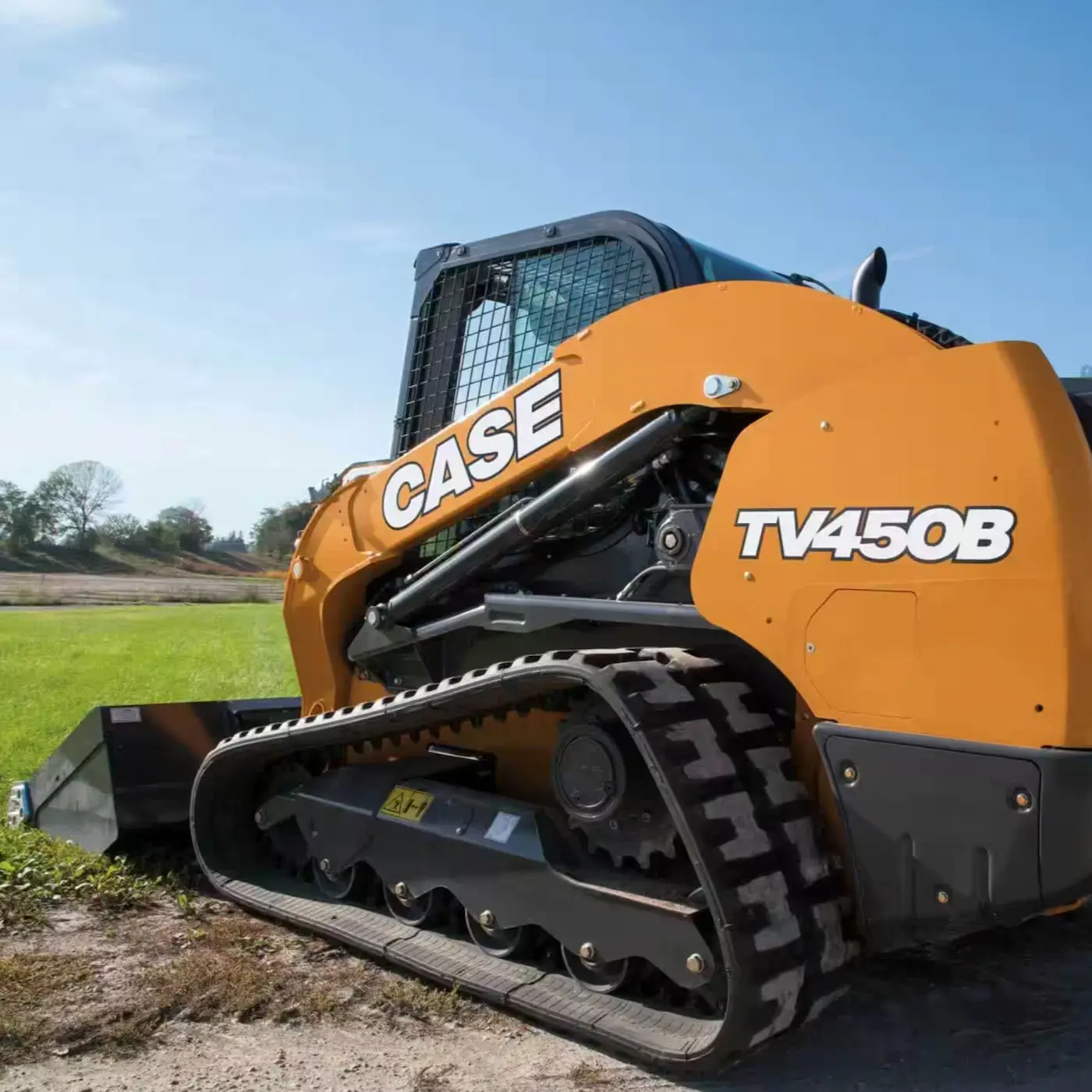 2024 Case TV450B Skid Steer - Image 3