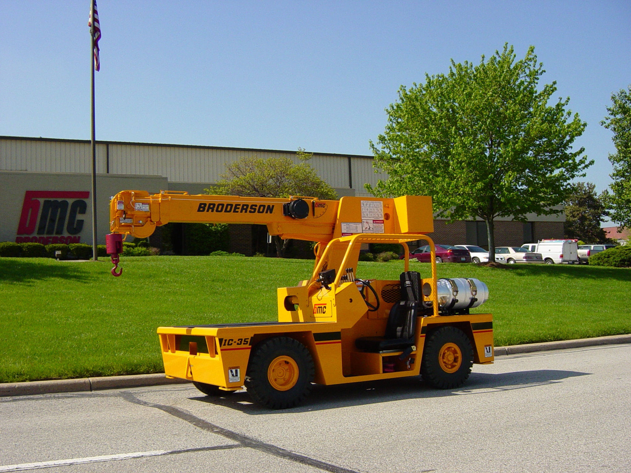 Broderson IC-35-2F Industrial Carry Deck Crane