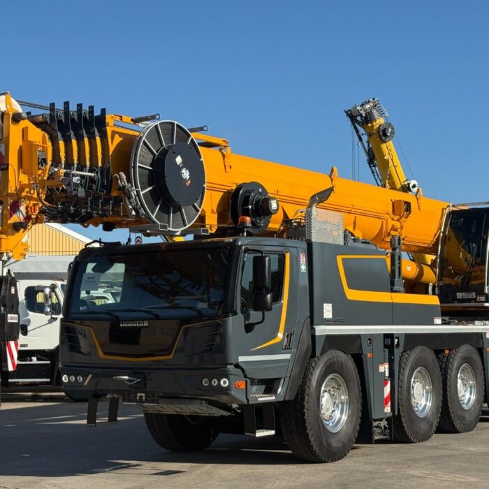 Liebherr LTM 1100-5.3 Mobile Crane