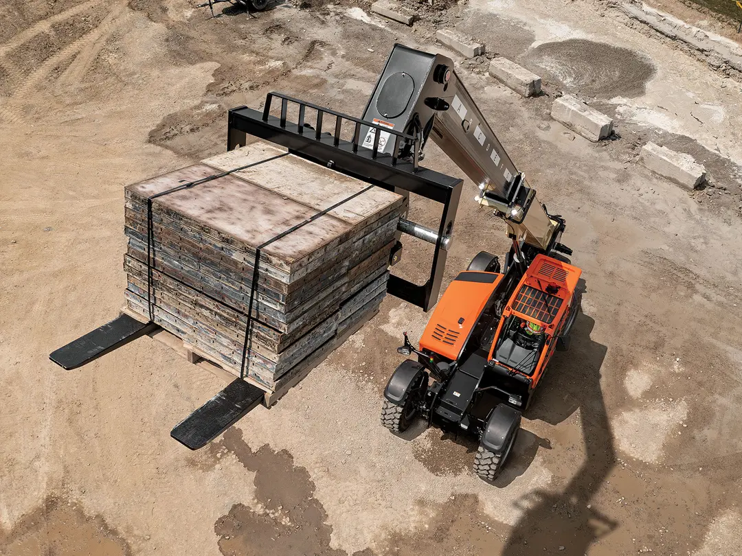 JLG 2733 Telehandler - Image 4