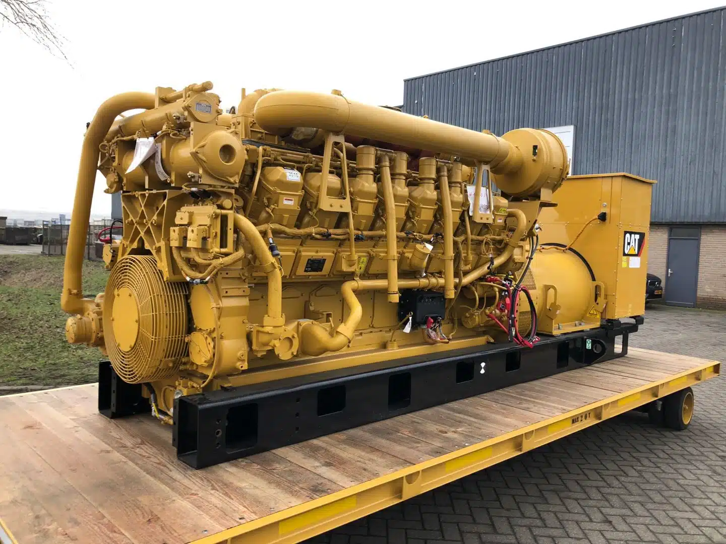 2025 CAT 3516B Generator Set 2 MW - Image 3