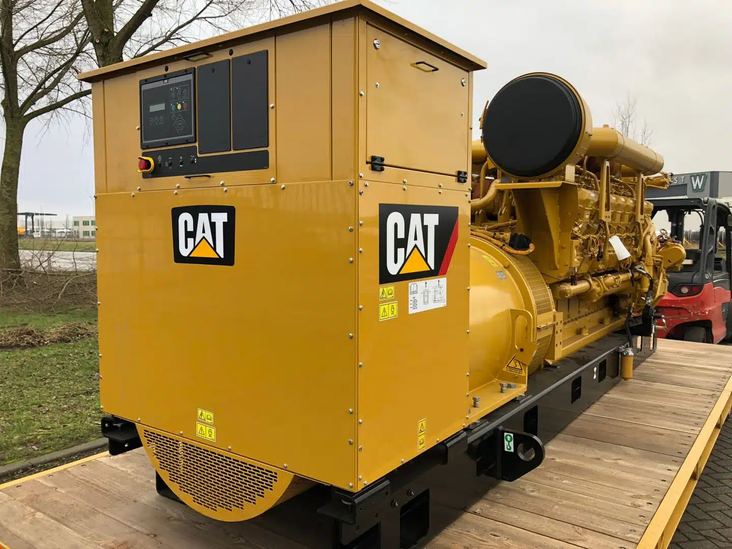 2025 CAT 3516B Generator Set 2 MW - Image 8